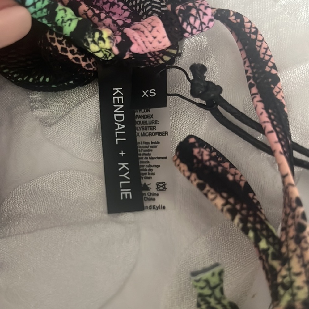NWOT Kendall + Kylie Tie Dye Snake Mesh Accented String Bikini, Top NWOT Bottom - Picture 3 of 7